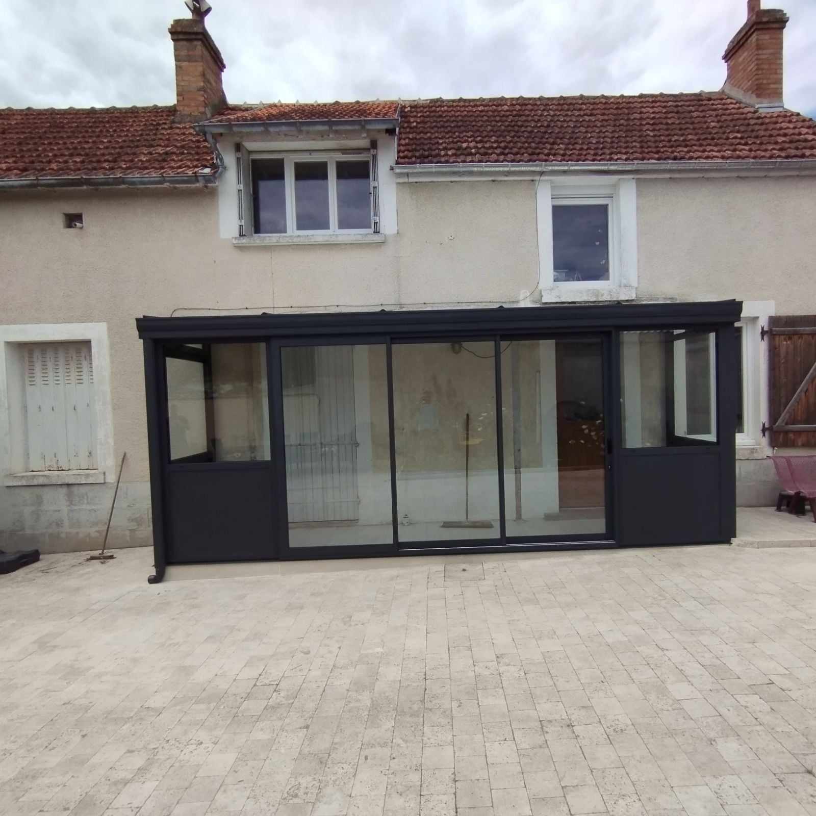 Sas d'entrée / véranda en aluminium