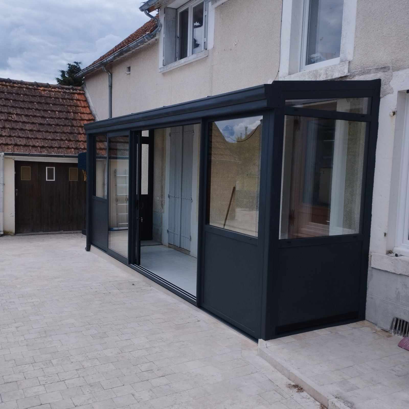Sas d'entrée / véranda en aluminium